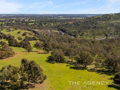 871 Campersic Road, Brigadoon WA 6069