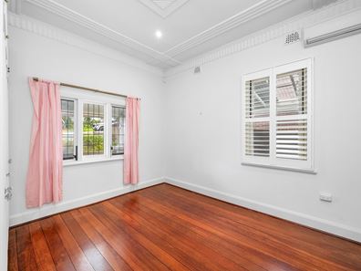 9 Saunders Street, Swanbourne WA 6010