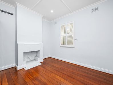 9 Saunders Street, Swanbourne WA 6010