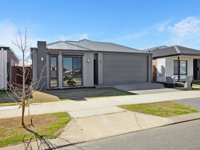7 Franklin Way, Baldivis WA 6171