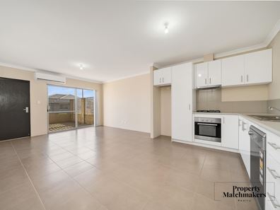 3/64 Dowitcher Loop, Gosnells WA 6110