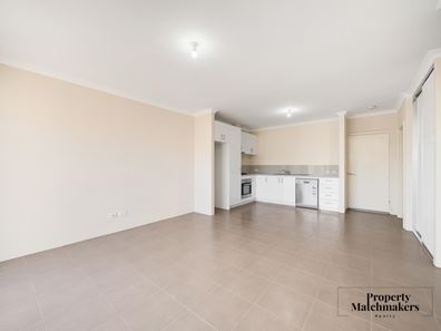 3/64 Dowitcher Loop, Gosnells WA 6110