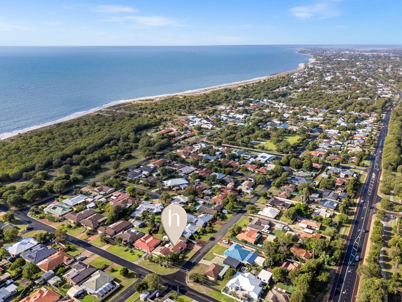 13 Alan Street, Broadwater