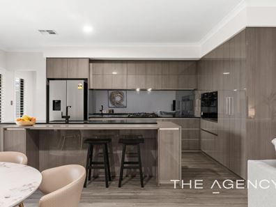 13 Bluegrass Street, Treeby WA 6164