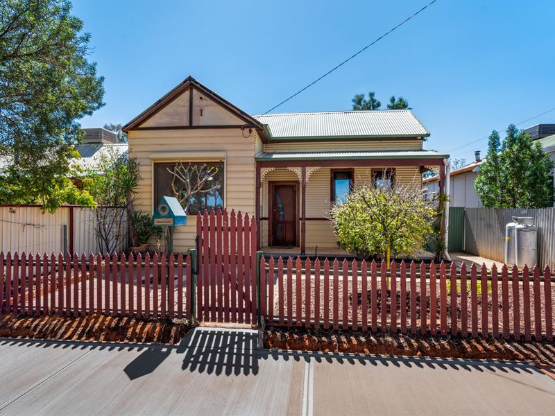 97 Wittenoom Street, Boulder