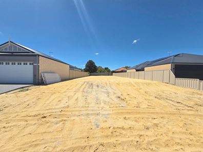 48 Tuckeroo Parade, Helena Valley WA 6056