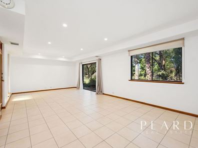 14 Princeton Court, Thornlie WA 6108
