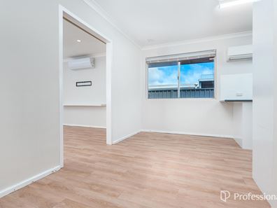 239 Third Street, Wonthella WA 6530