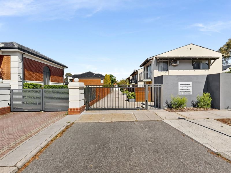 2/370 Stirling Street, Highgate