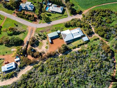 1 Brennand Road, Dongara WA 6525
