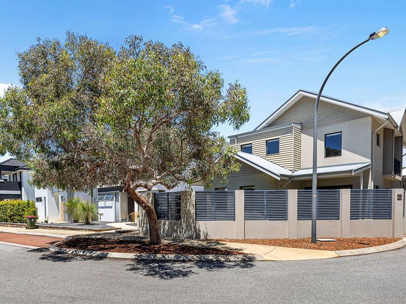 13 Prionotes  Corner, Churchlands