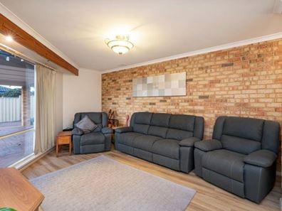 3 Bishop Place, West Busselton WA 6280