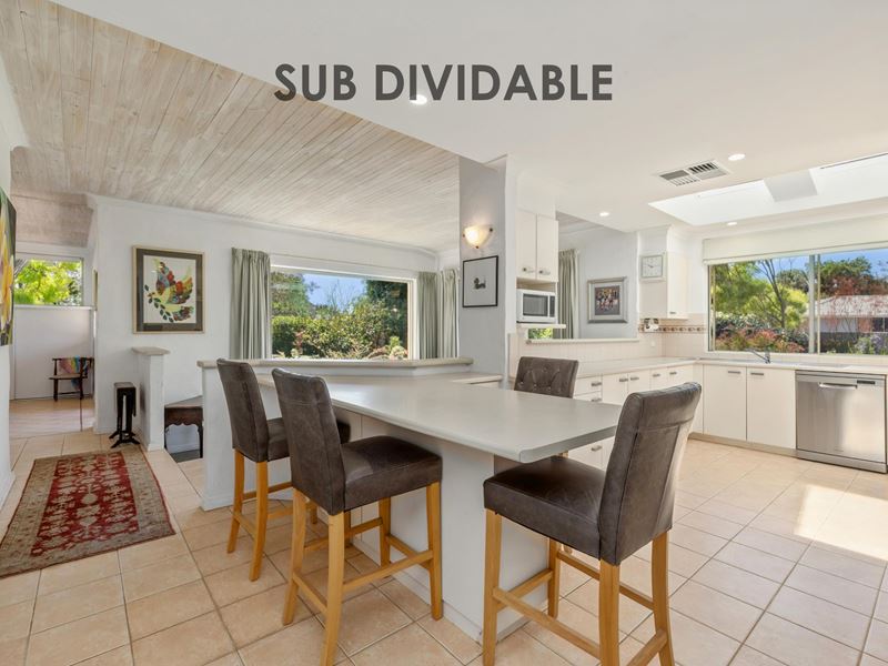 7 Clarke Way, Bateman WA 6150