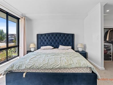 8 Ornate Glade, Aveley WA 6069