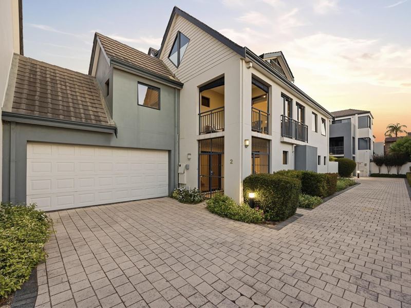 2/39 Preston Street, Como WA 6152