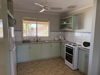 16 Paterson Place, Onslow WA 6710