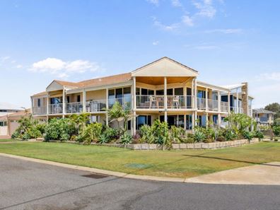 5B Sabina Drive, Madora Bay WA 6210