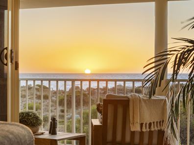 5B Sabina Drive, Madora Bay WA 6210