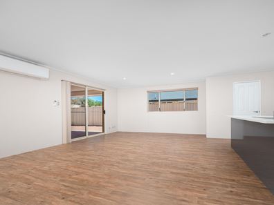 19 Mistral Crest, Glenfield WA 6532