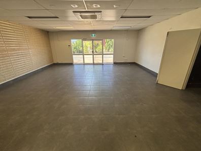 2 Crane Circle, Karratha WA 6714