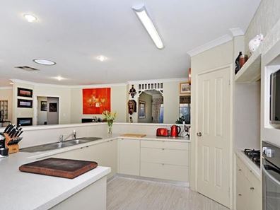 20 Regelia Turn, Ellenbrook WA 6069