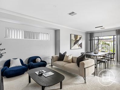 82 Doryanthes Avenue, Piara Waters WA 6112