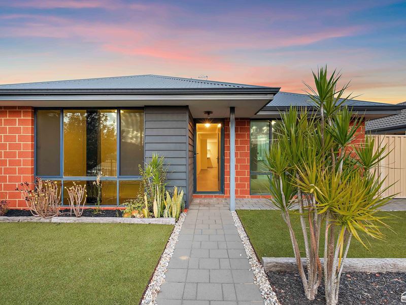 27 Kardan Boulevard, Byford