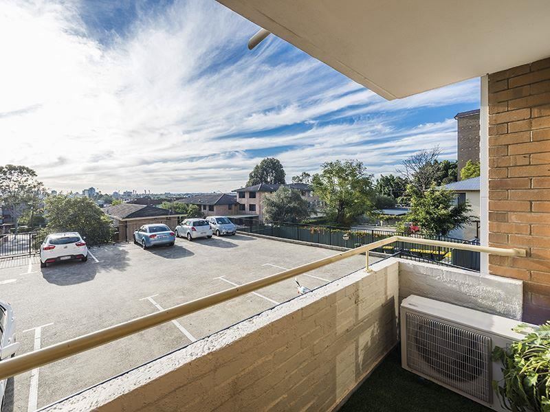17/53 Leonard Street, Victoria Park