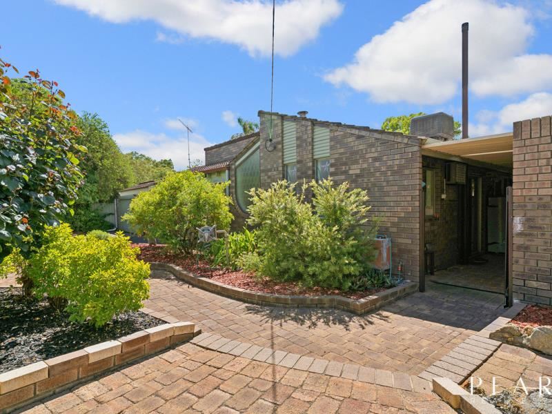 65 Meloway Drive, Maida Vale WA 6057
