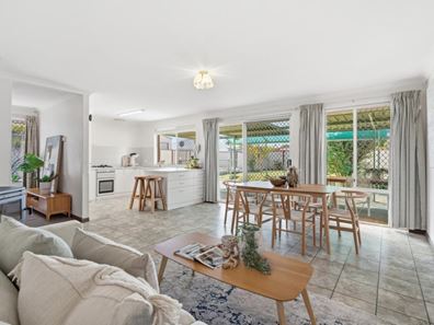 56 St Andrews Loop, Cooloongup WA 6168