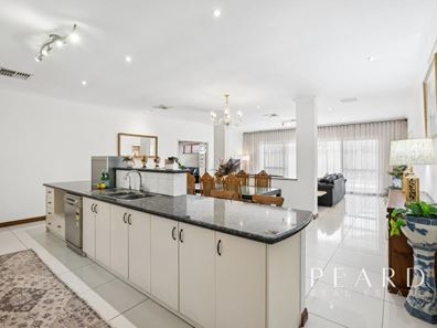 12 Jouissance Bend, Atwell WA 6164
