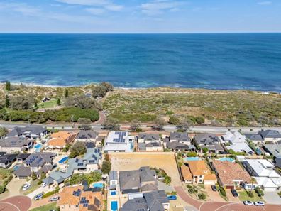 10 Maracas Cove, Iluka WA 6028