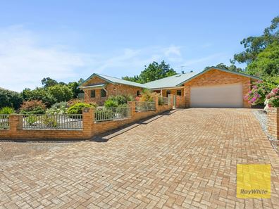 62 Williams Street, Gooseberry Hill WA 6076