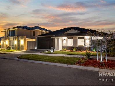 22 Venetian Road, Eglinton WA 6034