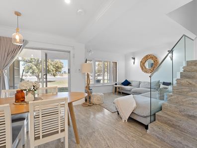 7/154-156 Arcadia Drive, Shoalwater WA 6169
