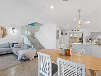 7/154-156 Arcadia Drive, Shoalwater WA 6169