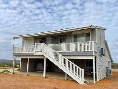 A/16 Centrolepis Circuit, Kalbarri WA 6536