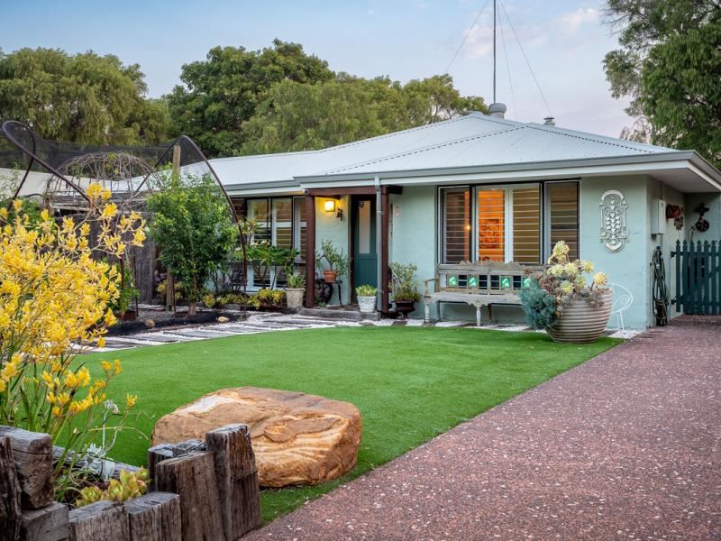 24 Marri Drive, Dunsborough