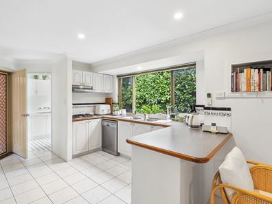 16/39 Langley Road, Bayswater WA 6053