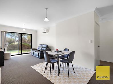 13/17 Southdown Place, Thornlie WA 6108