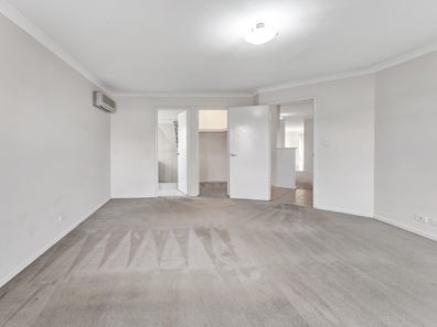 4 Separovich Way, Spearwood WA 6163
