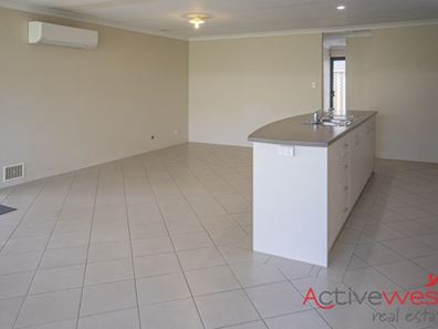 4 Angler Parade, Drummond Cove WA 6532