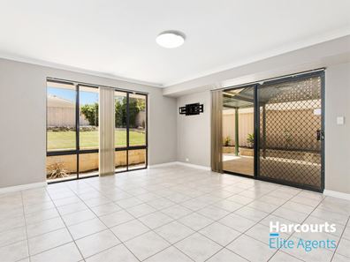 195 Currie Street, Warnbro WA 6169