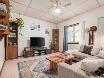 30 Lorna Street, Beresford WA 6530