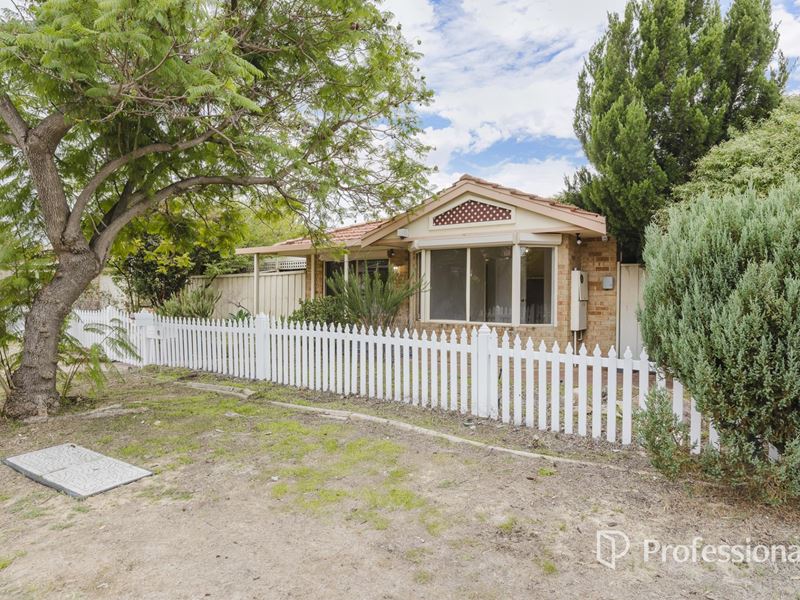 32 Parrotbush Crescent, Ellenbrook