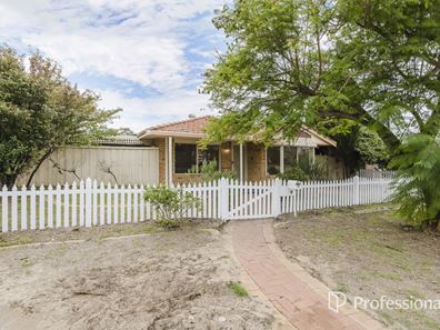 32 Parrotbush Crescent, Ellenbrook WA 6069