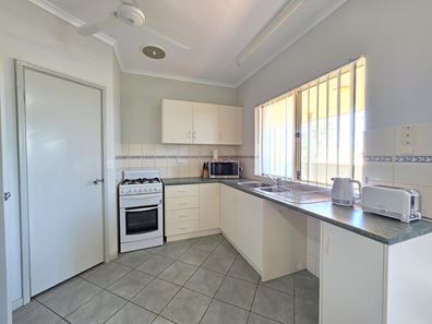 4/58-60 Douglas Street, Carnarvon WA 6701