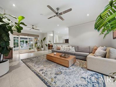 11 Shalvey Close, Duncraig WA 6023