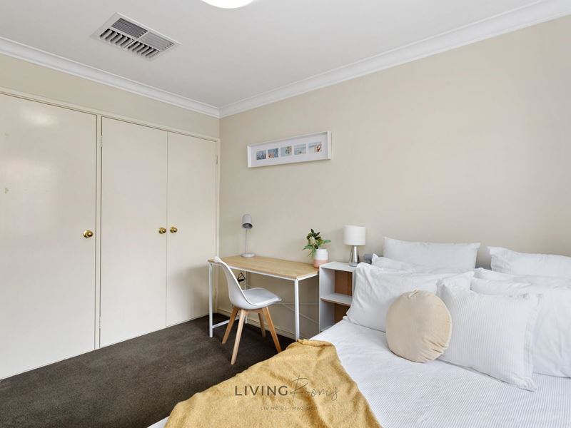 Room/2  12 Waterford Avenue, Waterford