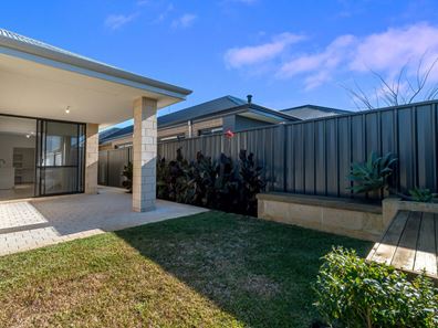 17 Waterous  Street, Piara Waters WA 6112